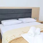 Palace 4* Саранда