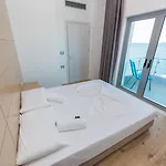 Palace 4* Саранда