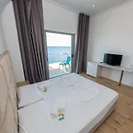 Palace 4* Саранда