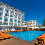 Palace 4*