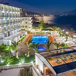 Palace 4* Sarandë