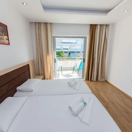 Palace Szálloda Saranda