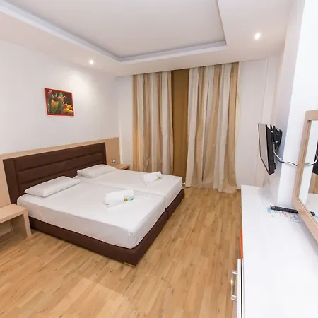 Palace Hotel 4*