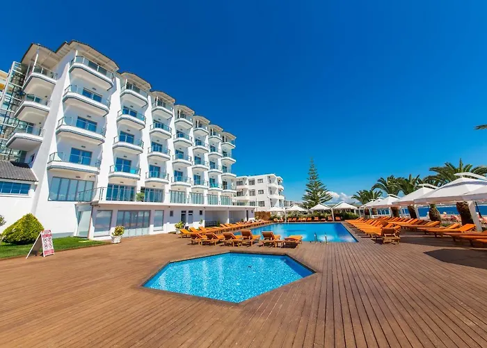 Hotel Palace Sarande