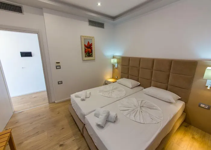 Palace 4* Σαράντα